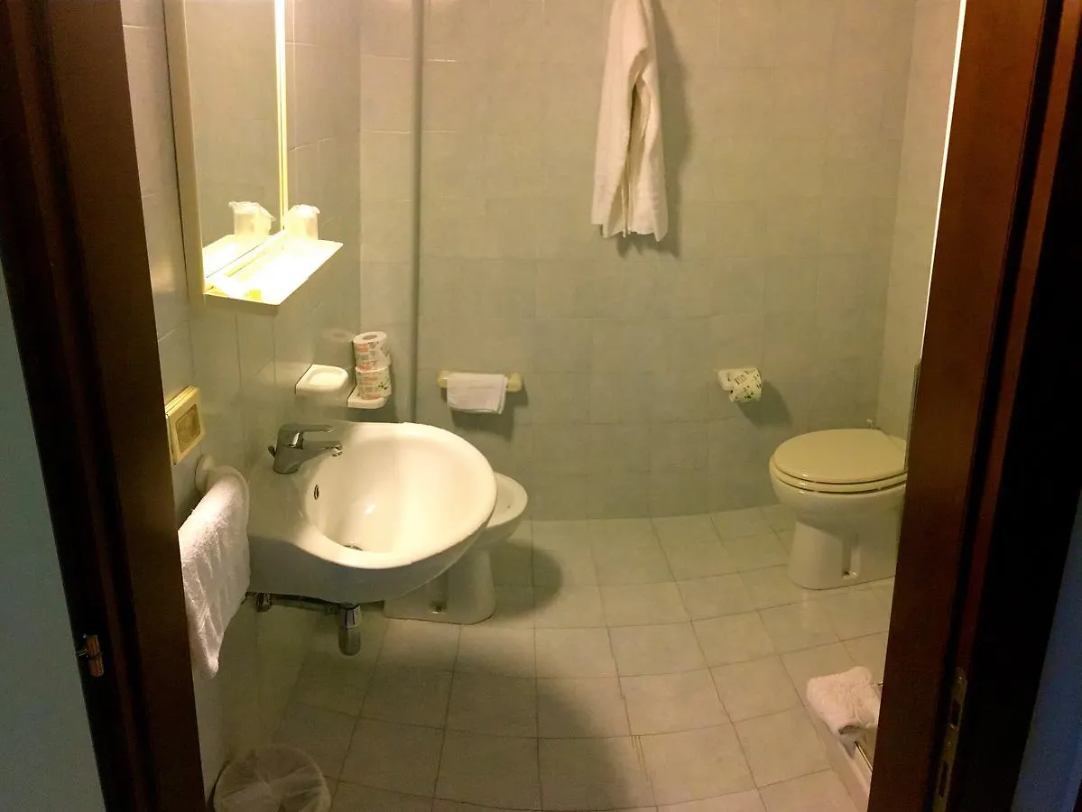 Hotel Yoga Mea Retreat Cesenatico 0*,